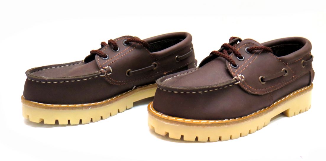 Zapato Colegial Vinilo Canadiense Con Cordon