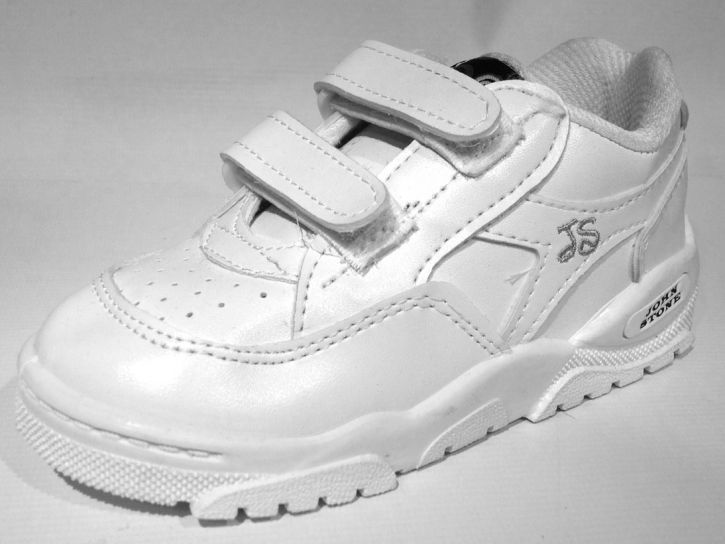 Zapatilla Colegial Cuerina con Velcro Abrojo